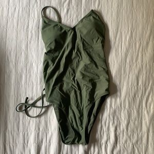 Aerie one piece swimsuit - size M
